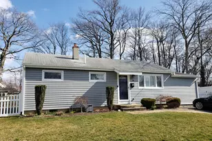 9 Winthrop Pl, Hazlet Township, NJ 07730 - Photo 25