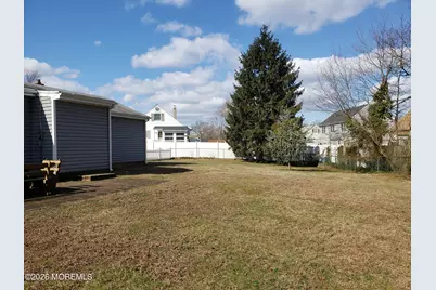 9 Winthrop Place, Hazlet Township, NJ 07730 - Photo 27