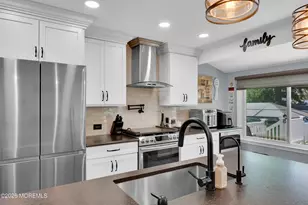 17 Eliot Rd, Manalapan Township, NJ 07726 - Photo 19