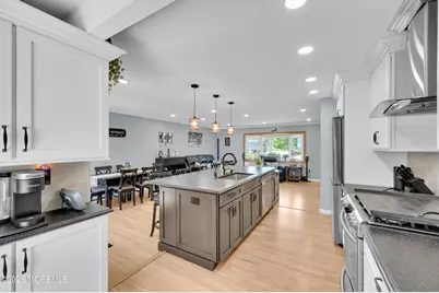 17 Eliot Road, Manalapan Township, NJ 07726 - Photo 23