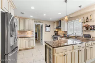 46 Saupe Dr, Manalapan Township, NJ 07726 - Photo 11
