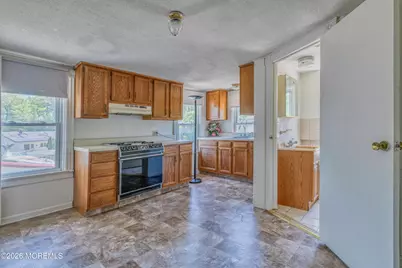 795 Harmony Road, Middletown, NJ 07748 - Photo 29