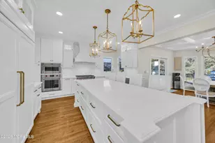 215 Navajo Ct, Morganville, NJ 07751 - Photo 15