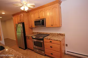 43 Wild Turkey Way, Manalapan Township, NJ 07726 - Photo 5