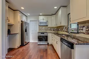 1 Hillside Ave, Hazlet Township, NJ 07734 - Photo 9