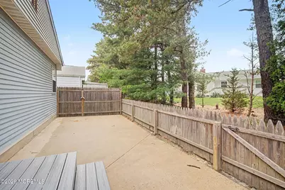 18 Camrose Street, Toms River Township, NJ 08757 - Photo 33