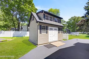 21 Karyn Ter E, Middletown, NJ 07748 - Photo 37