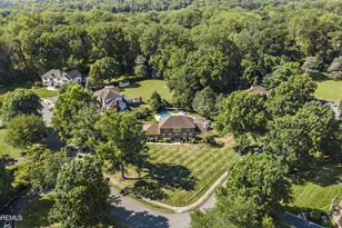 1 Cook Pl, Middletown, NJ 07748 - Photo 5