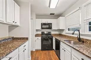 401 Wildflower Ct, Jackson, NJ 08527 - Photo 5