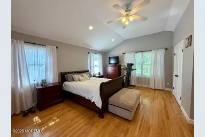 19 Maplewood Drive, Middletown, NJ 07748 - Photo 13