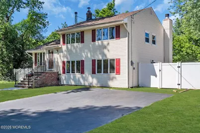 56 Stephenville Boulevard, Red Bank, NJ 07701 - Photo 3