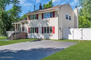 56 Stephenville Blvd, Red Bank, NJ 07701 - Photo 3