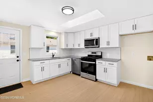 17 Brookview Ln, Manalapan Township, NJ 07726 - Photo 13