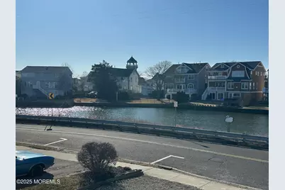 211 Trenton Avenue, Point Pleasant Beach, NJ 08742 - Photo 3