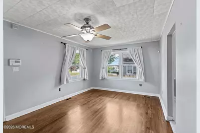 930 Woodmere Drive, Aberdeen Township, NJ 07735 - Photo 9