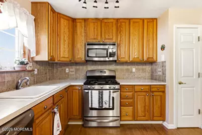 4 Rosewood Court, Lakewood, NJ 08701 - Photo 9