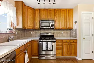 4 Rosewood Ct, Lakewood, NJ 08701 - Photo 9