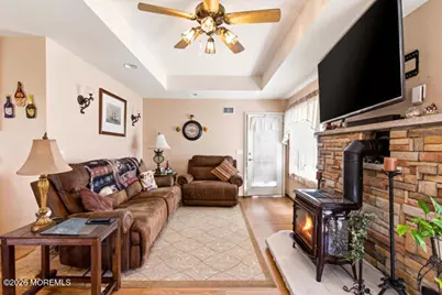 4 Rosewood Court, Lakewood, NJ 08701 - Photo 13