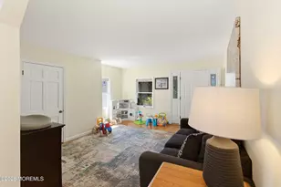 45 Compton St, Belford, NJ 07718 - Photo 7