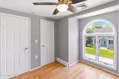 45 Compton Street, Belford, NJ 07718 - Photo 23