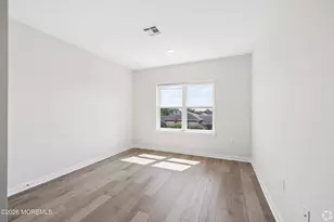 301 Memorial Dr, Neptune Township, NJ 07753 - Photo 17