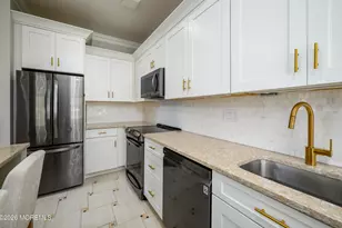 523 Trinity Pl, Westfield, NJ 07090 - Photo 13
