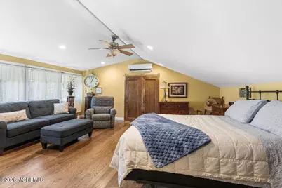 2 Richards Way, Holmdel, NJ 07733 - Photo 35
