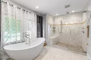 2 Richards Way, Holmdel, NJ 07733 - Photo 21