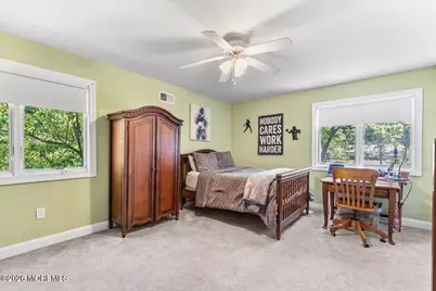 2 Richards Way, Holmdel, NJ 07733 - Photo 33