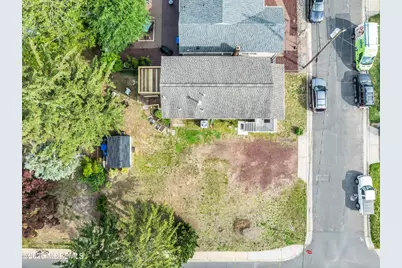 401 Walnut Street, Port Monmouth, NJ 07758 - Photo 5