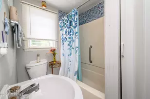 904 Central Ave, Union Beach, NJ 07735 - Photo 11