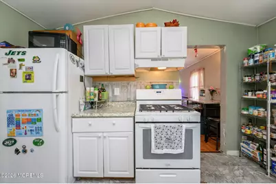 904 Central Avenue, Union Beach, NJ 07735 - Photo 9