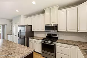 407 Susquehanna St, Toms River Township, NJ 08755 - Photo 5