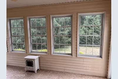 130 Skyline Drive, Lakewood, NJ 08701 - Photo 5