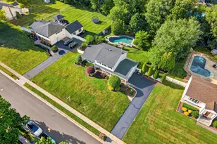 77 Wellington Rd, Freehold, NJ 07728 - Photo 37