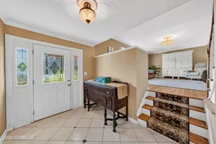77 Wellington Rd, Freehold, NJ 07728 - Photo 9