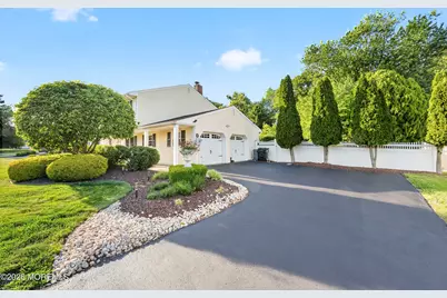 77 Wellington Road, Freehold, NJ 07728 - Photo 49