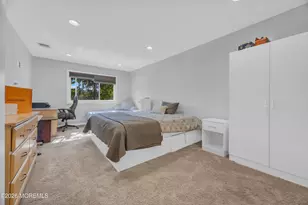 393 College Dr, Edison, NJ 08817 - Photo 15