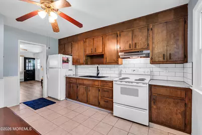 1 N Dakota Avenue, Whiting, NJ 08759 - Photo 5