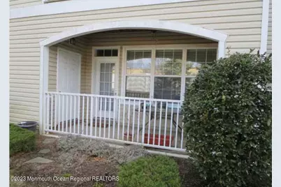 314 Mill Pond Way, Eatontown, NJ 07724 - Photo 15