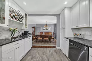 24 Eliot Rd, Manalapan Township, NJ 07726 - Photo 9