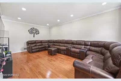 78 Henderson Road, Kendall Park, NJ 08824 - Photo 7