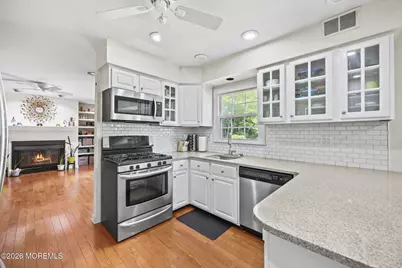 78 Henderson Road, Kendall Park, NJ 08824 - Photo 13