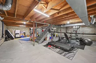 78 Henderson Rd, Kendall Park, NJ 08824 - Photo 29
