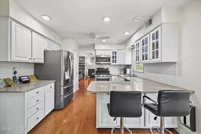 78 Henderson Road, Kendall Park, NJ 08824 - Photo 13