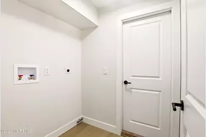 273 Edgeware Court, Franklin Township, NJ 08873 - Photo 23