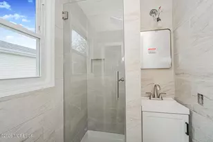 9 Claremont St, Toms River Township, NJ 08757 - Photo 17