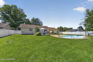 1 Traymore Rd, Freehold, NJ 07728 - Photo 37