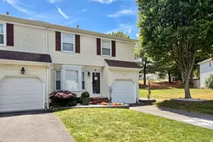 58 Carriage Ln, Englishtown, NJ 07726 - Photo 3