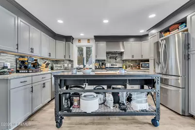 181 Locust Avenue, Howell Township, NJ 07731 - Photo 21